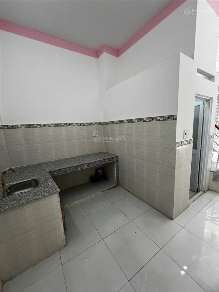 Bán nhà hxh đường huỳnh tấn phát, nhà bè, pháp lý đsh, giá chỉ 2.1 tỷ.  0909 323 ***  phượng