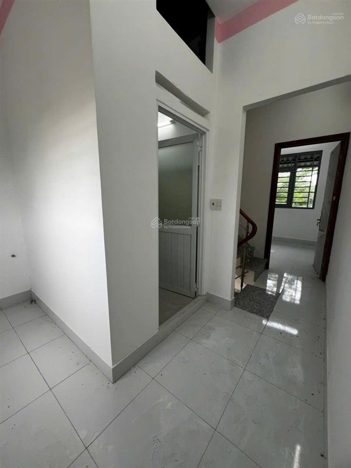 Bán nhà hxh đường huỳnh tấn phát, nhà bè, pháp lý đsh, giá chỉ 2.1 tỷ.  0909 323 ***  phượng