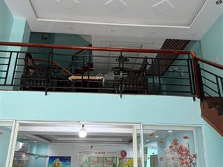 Cho thuê nhà mt đường số 2 kdc vạn phát hưng, giá 15tr/tháng.  0909 323 ***  phượng