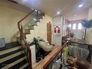 Bán nhà đường 3/2 q11 .. dt 3,6* 7,2 m nở hậu trệt 2 lầu btct hẻm rộng 3 m giá cực rẻ 4 tỷ3