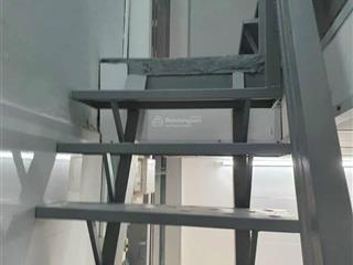 Bán nhà lạc long quân tân bình trệt 2 lầu shr, hẻm 3 gác, giá 1 tỷ 400 bớt lộc