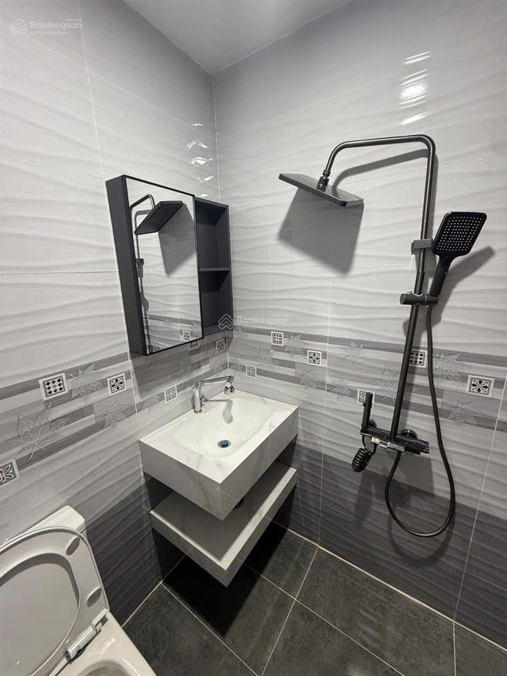 Hh 1% trần văn cẩn nhà 4* 15 m trệt 3 lầu xây mới 7 phòng dc nhà đẹp hxh tiện ích giá 8,8tỷ