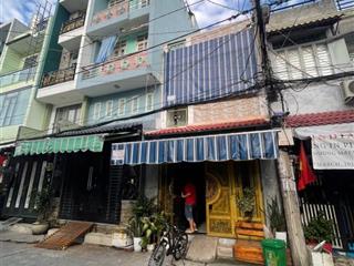 Bán nhà mặt tiền 1 c dt 4* 10 m trệt 2 tầng giá 4 tỷ450