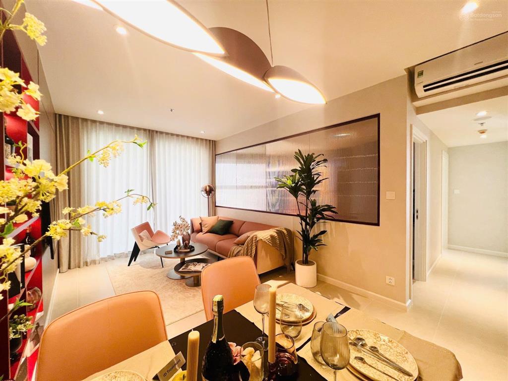 Bán cc urban green, 4,5 tỷ, 78m2, 2pn + 2wc + nội thất cơ bản