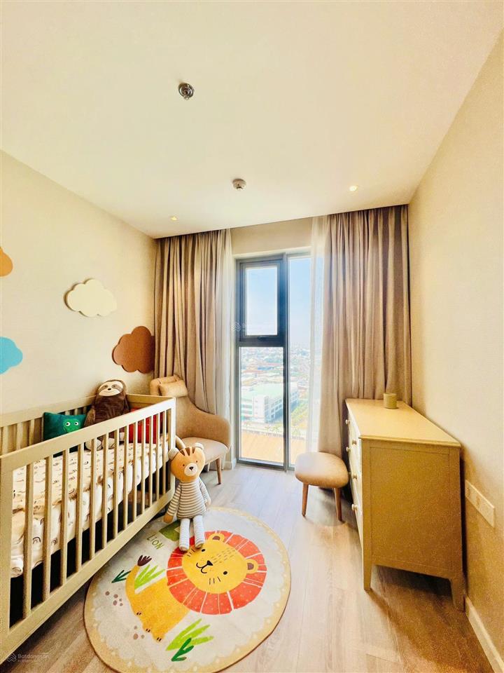 Bán cc urban green, 4,5 tỷ, 78m2, 2pn + 2wc + nội thất cơ bản