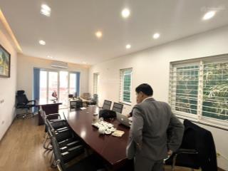 Cho thuê bt mễ trì thượng 5 tầng 1 hầm thang máy đủ đồ giá 40 triệu. 0903 409 ***