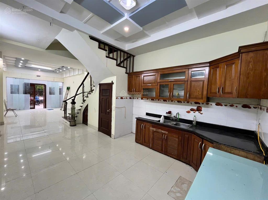 Cho thuê liền kề vạn phúc 60m x 4 tầng thông sàn chỉ 16 triệu 0903 409 ***