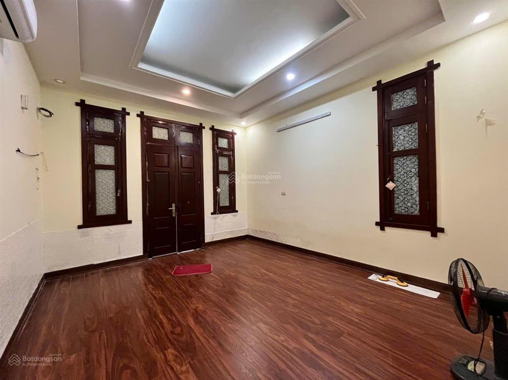 Cho thuê liền kề vạn phúc 60m x 4 tầng thông sàn chỉ 16 triệu 0903 409 ***