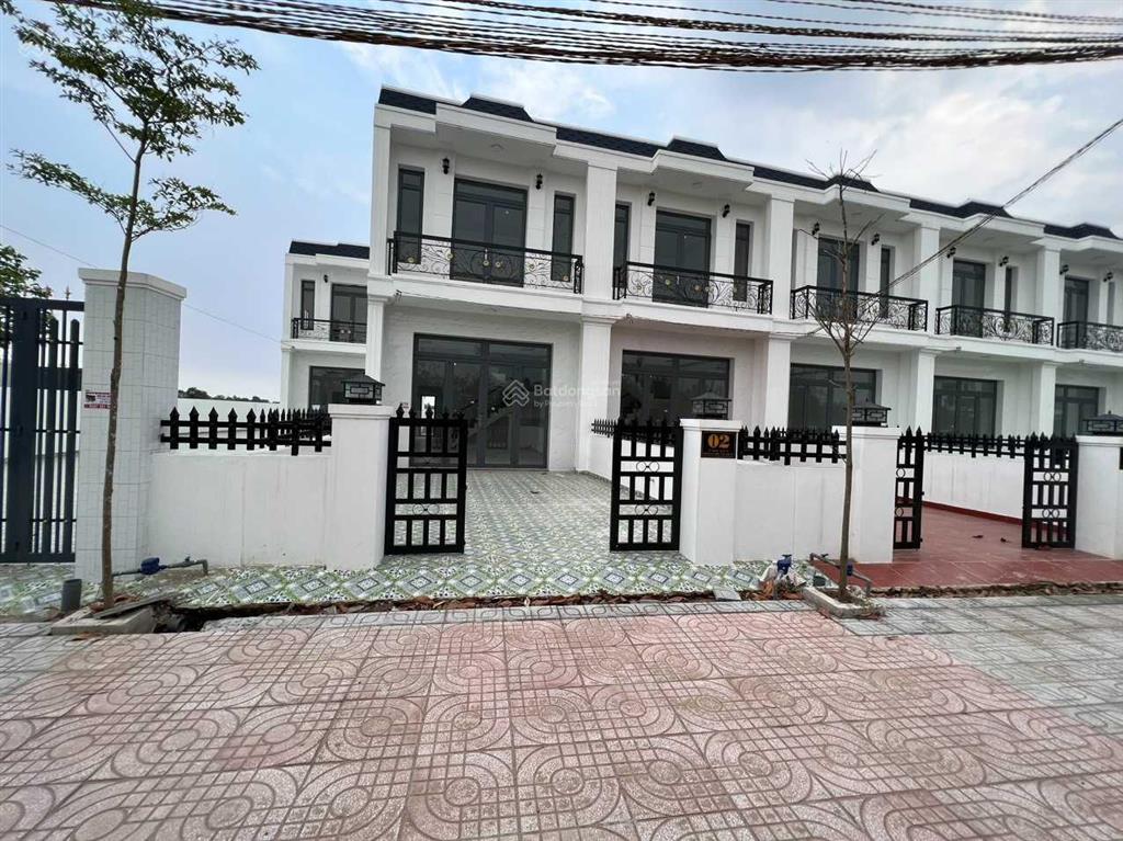 Bán gấp mt đặng thị bìa, 5x70m, full thổ cư, 1 trệt 1 lầu, giá 3,9 tỷ