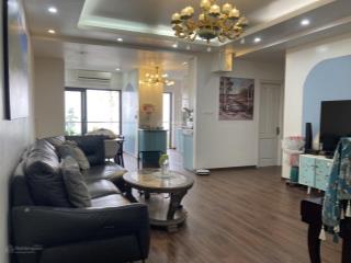 Tôi muốn bán gấp căn hộ 4 ngủ tòa hei tower, 165m2, 4 ngủ 2wc, ban công đông nam