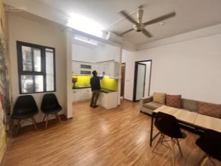 Tôi cần bán nhanh căn hộ 3 ngủ 90m2 cạnh toà licogi 13, sổ đỏ, giá chỉ nhỉnh 5 tỷ