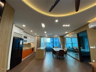 1 căn duy nhất ban công đông nam, dt 133m2 giá 7,55 tỷ, nội thất xịn đẹp, 105m2 giá 7 tỷ