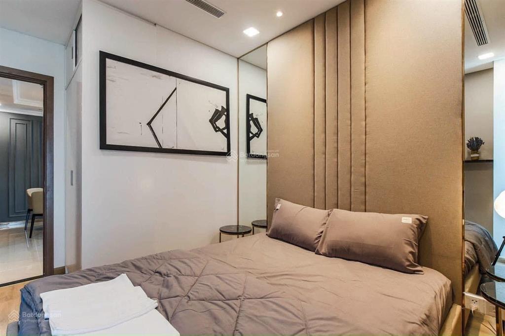 Cần cho thuê gấp căn hộ đẹp nhất phú nhuận, newton, dt 72m2 2pn, 2wc, đầy đủ nt, giá chỉ 15tr/th