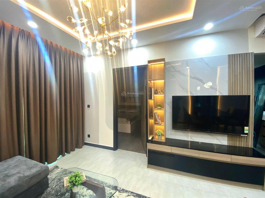 Cho thuê gấp ch kingston  phú nhuận, dt 72m2, 2pn, giá 17 triệu/th.  0778 998 *** nhà mới đẹp