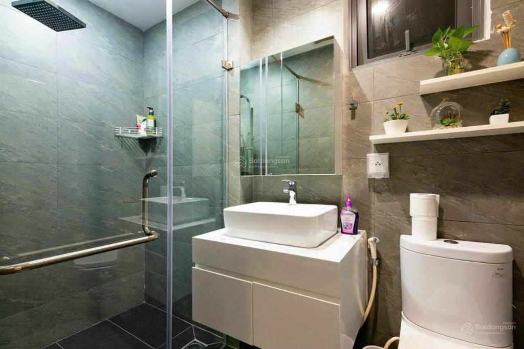 Cần cho thuê gấp, giá quá rẻ, the tresor, 71m2, 2pn, 1wc, quận 4, (chỉ 16.5tr)  0899 389 ***