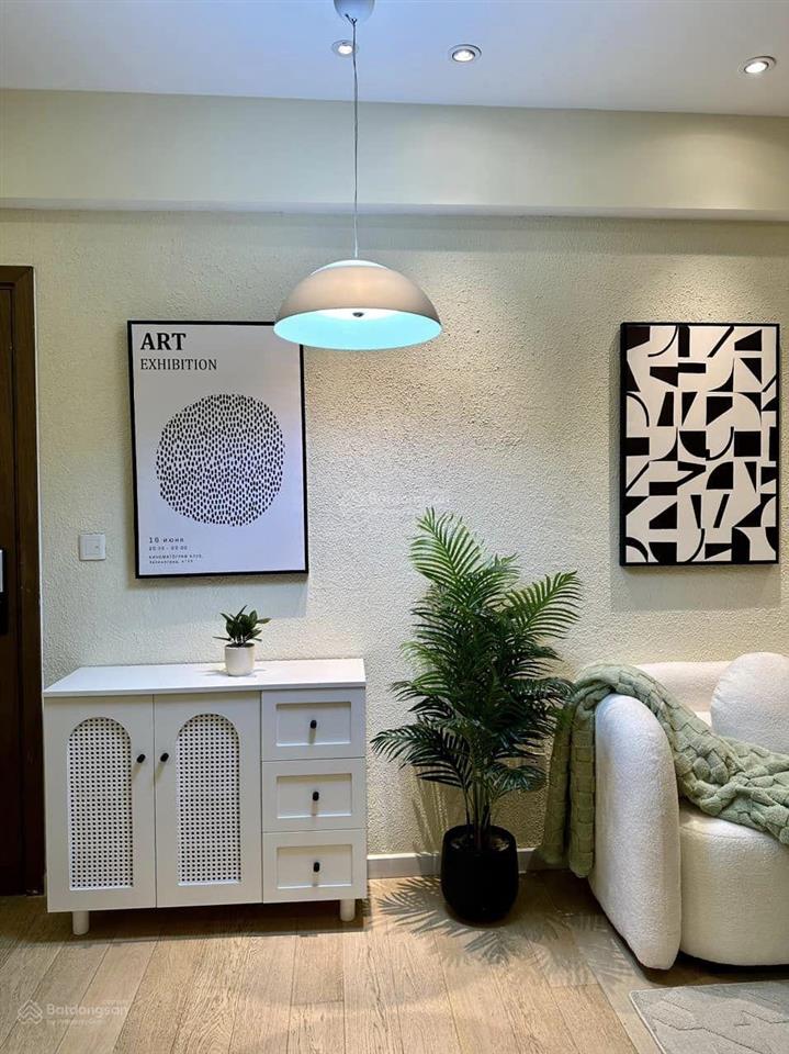 Nhà đẹp, giá quá rẻ terra royal, 72m2, 2pn, 2wc, chỉ 20tr/th.  0778 998 ***