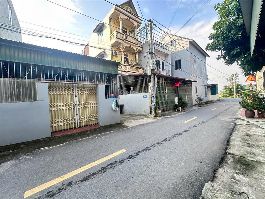 Bán lô đất quảng bị chương mỹ  oto đỗ cửa  sẵn sổ đỏ  giá hơn 1tỷ