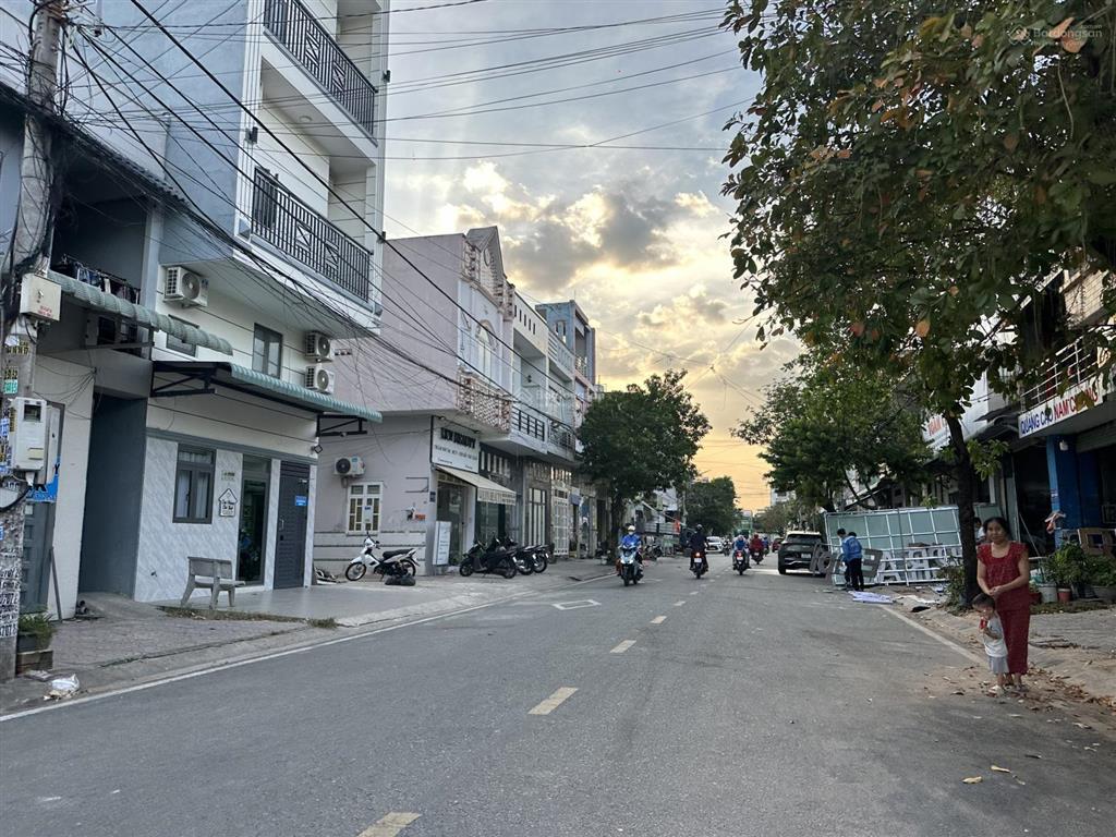 Bán đất visip1 bình dương. đường thông kinh doanh, sát chợ, giá rẻ hơn thị trường. 0366 236 ***