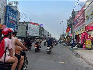 Bán nhà d1 visip1, vị trí cực đẹp, sát đường da10. giá chỉ 7,4ti bán gấp 0366 236 ***