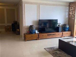 Chính chủ gửi bán căn hộ 154 m2 3 pn giá 13 tỷ 5 tl