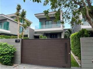 Bán villa đơn lập nghỉ dưỡng 360m2 ngay bờ biển sở hữu vĩnh viễn ngay tại hồ tràm bán lỗ 5tỷ