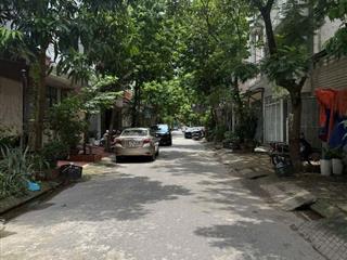 Bán Nhà Phân Lô LK Mậu Lương 55m 5 Tầng 12.3 Tỷ Gần Vườn Hoa View Thoáng