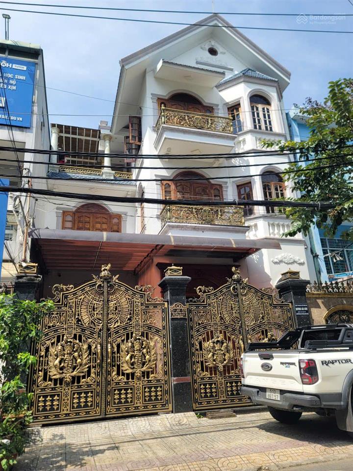 Hiếm biệt thự cao cấp có hồ bơi thang máy phường tân sơn nhì, tân phú