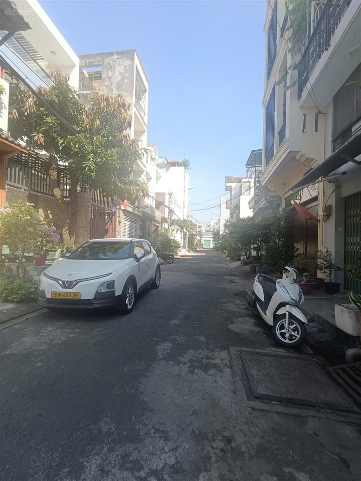 Bán nhà căn góc phạm quý thích  hẻm 7m xe hơi