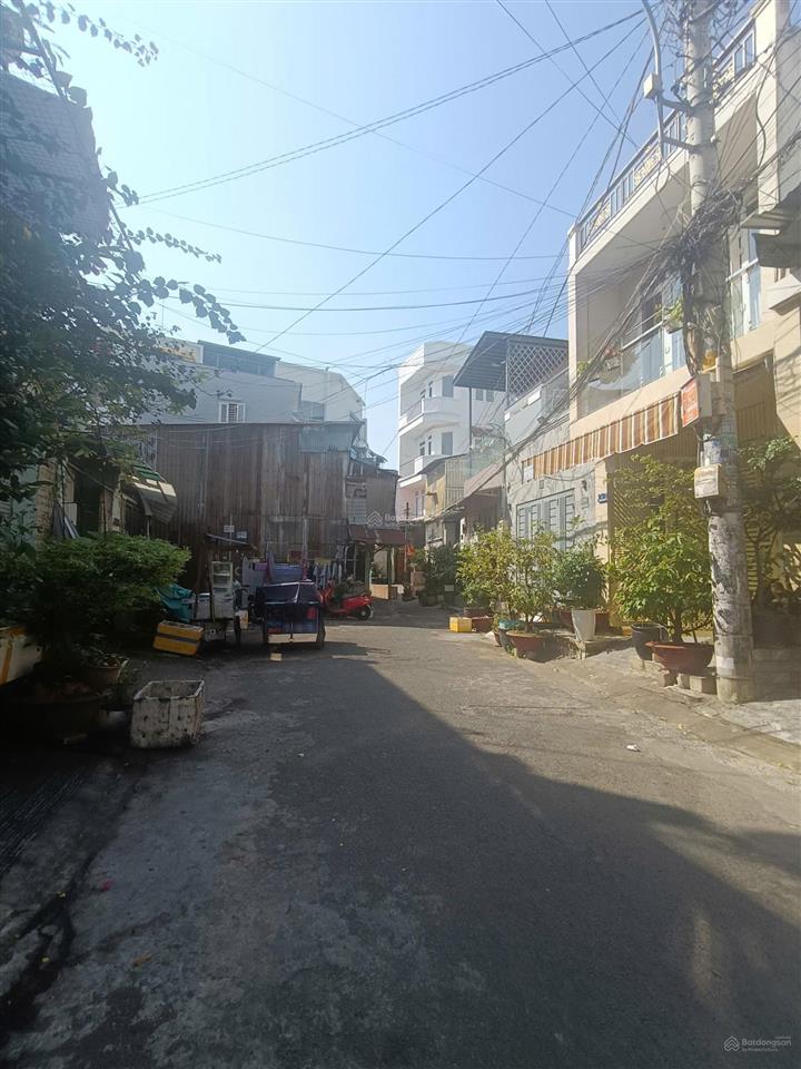 Bán nhà căn góc phạm quý thích  hẻm 7m xe hơi