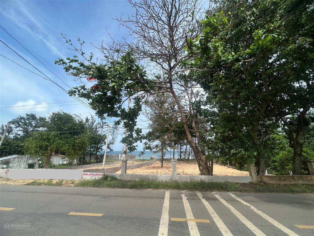 Chính chủ bán lô đất mặt tiền biển tiến thành, cho xây dựng cao tầng giá tốt phan thiết