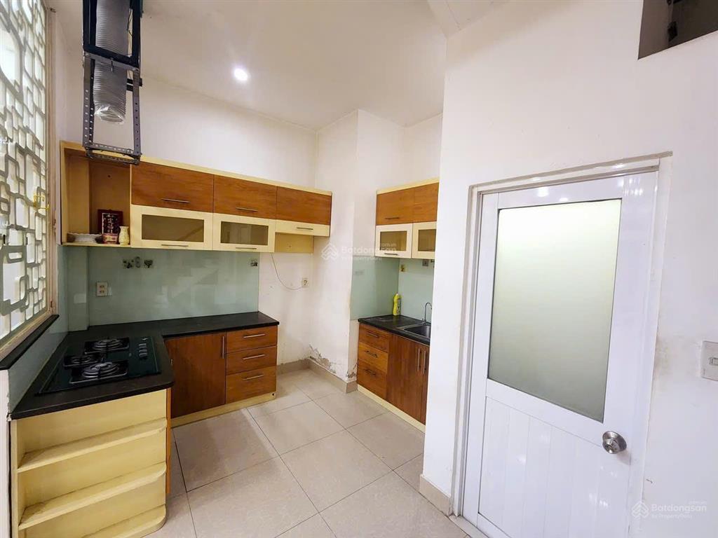 Bán nhà 4 tầng (ngang 5m) nguyễn thị tần p2, q8 gần chợ rạch ông