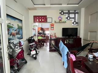 Bán nhà 3 tầng, 4 pn đường bông sao p5, q8 sát chợ bùi minh trực giá chỉ 5,38 tỷ tl