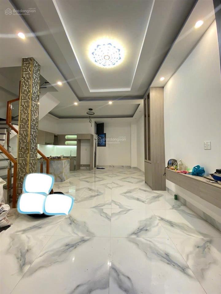 Bán nhà xây mới 4 tầng đường mạc vân p13 q8  gần cầu chà và