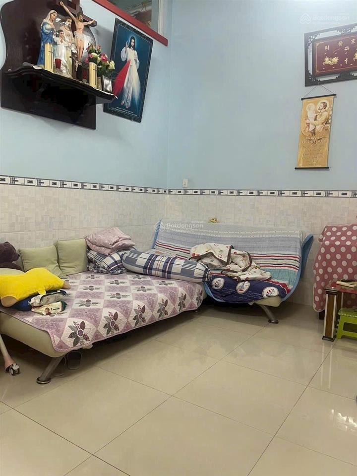 Bán nhà 4 tầng (ngang 6.2m) đường bông sao, p5, q8 sát chợ sáng