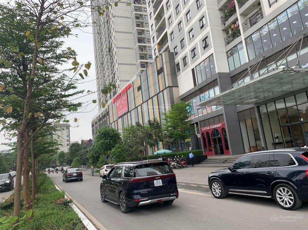 Chính chủ chuyển nhượng sàn thương mại tầng 1 tòa nhà kosmo tây hồ  1.004 m2