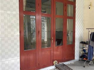 Nhà rộng phường thống nhất phù hợp gd nhiều thành viên (dưới 20triệu/m2). dt 5x25m  shr hoàn công