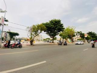 Bán nhà mặt tiền đường cmt8 phường trấn biên (quyết thắng) ngay bãi xe công cộng dt 90m2  7ty5