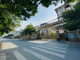 Bán đất kdc bửu long ngay song ngữ lạc hồng. trúc đường nhựa 12m. dt 111 m2  shr thổ cư