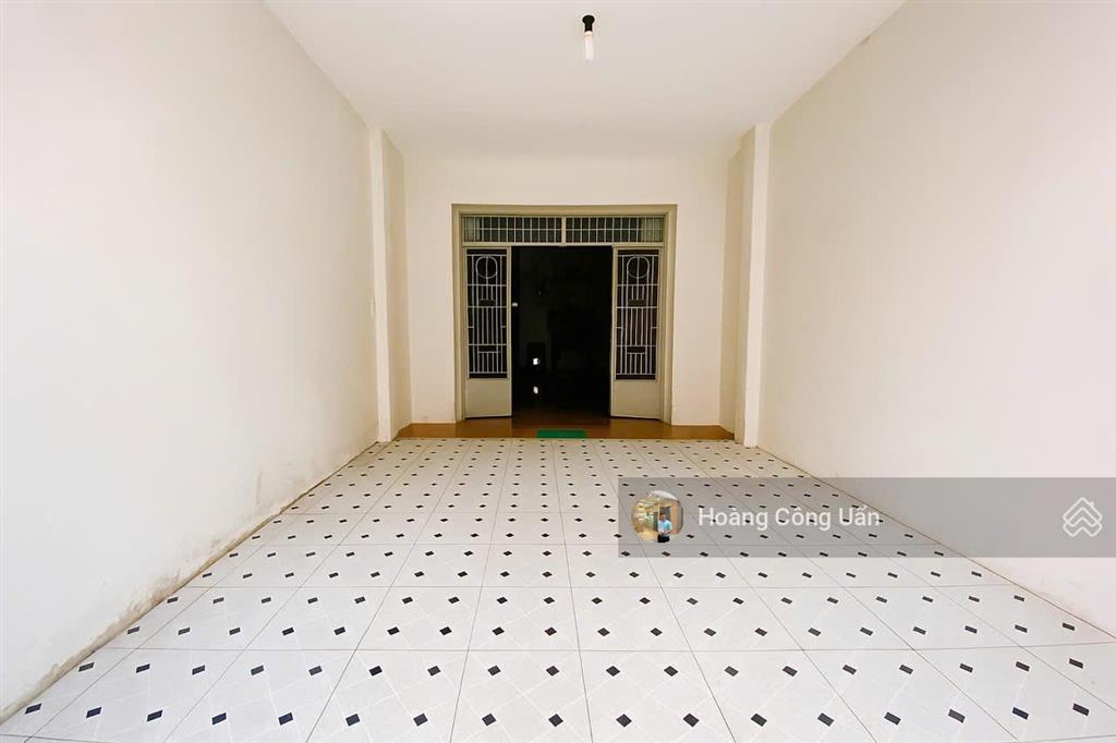 Bán nhà 1 lầu sân oto mặt tiền khu cư xá tỉnh đội  phúc hải phường tân phong. dt 100m2shr thổ cư