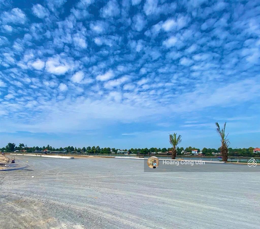 Bán đất mặt tiền đường bờ kè 30m + vỉa hè 4m. phường trấn biên (bửu long). dt 6,4x17m  shr thổ cư