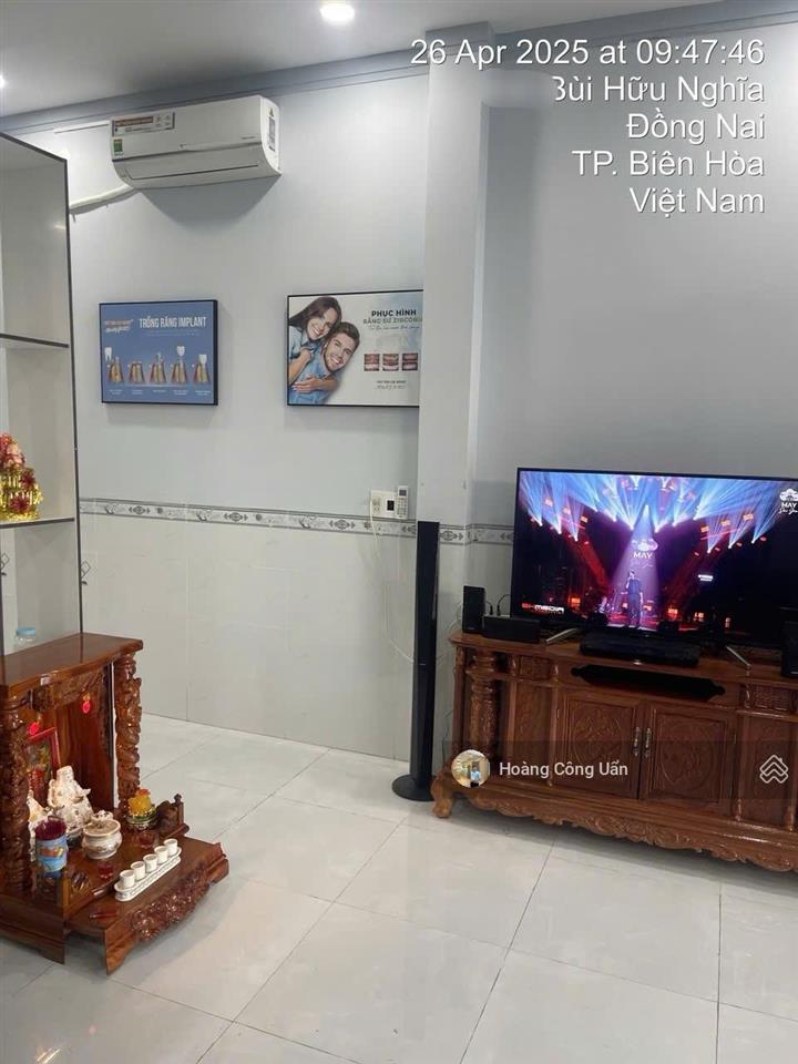 Nhà phố 3 tầng rộng đẹp  mặt tiền đường bùi hữu nghĩa phường biên hoà (bửu hoà). dt 150m2 shr