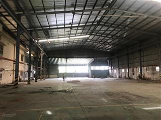 Chính cho cho thuê 2 kho pccc hết hạn hđ tại apđ q12. 1500m2 giá 100tr/th. 550m2 25tr đường cont