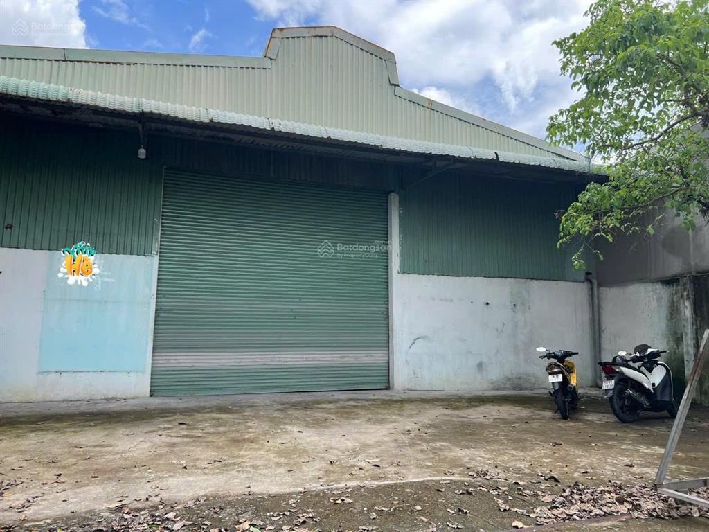 Cho thuê nhà kho 350m2 khách hết hạn hđ tại lê văn khương  quận 12  xe tải