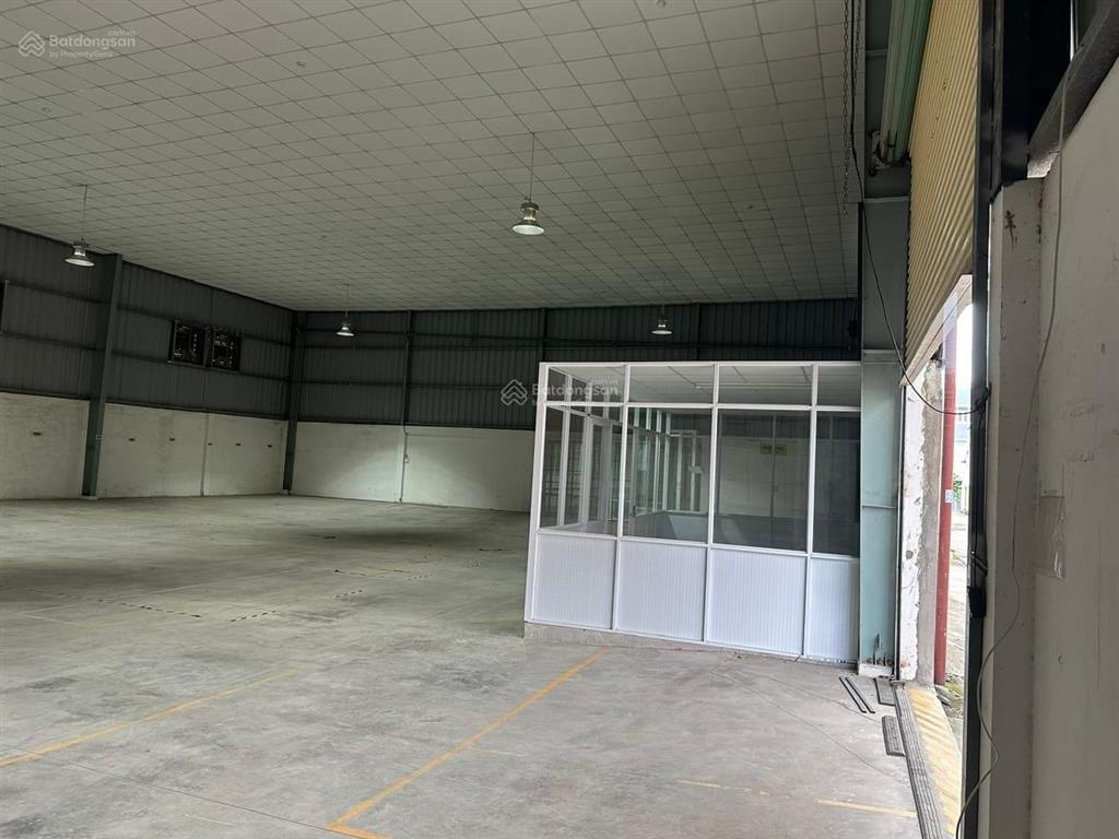 Cho thuê nhà kho 350m2 khách hết hạn hđ tại lê văn khương  quận 12  xe tải