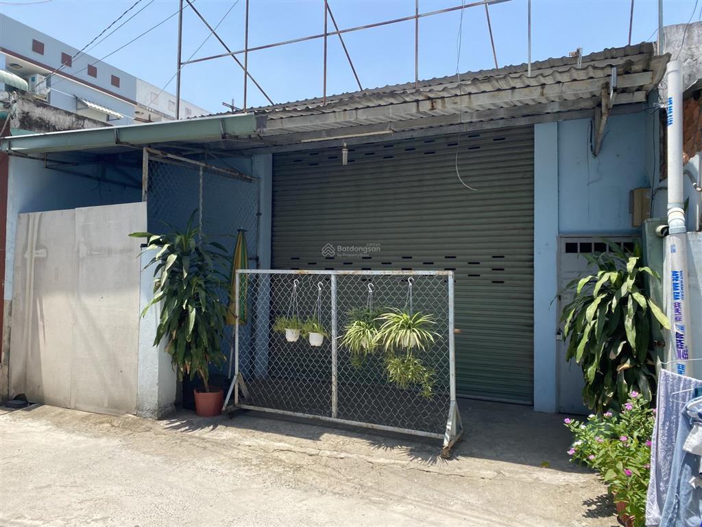 Cho thuê nhà kho 350m2 khách hết hạn hđ tại lê văn khương  quận 12  xe tải