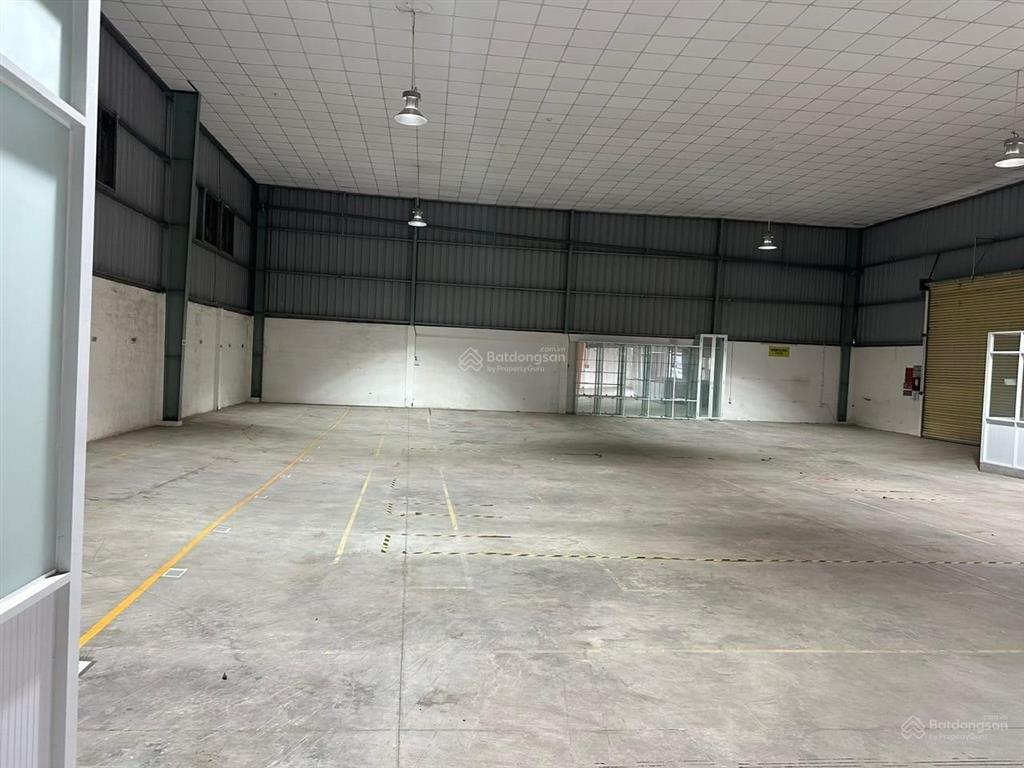 Cho thuê nhà kho 350m2 khách hết hạn hđ tại lê văn khương  quận 12  xe tải