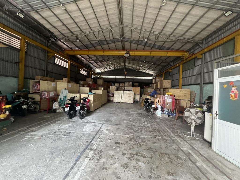  cho thuê 2 nhà kho khách panel hết hạn hđ 620m và 10000m tại lê thị riêng xe 15tan di chuyển