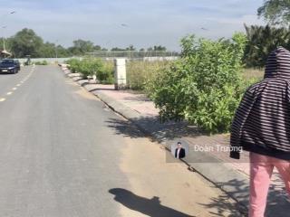 Cần bán lô đất 5x24m sổ hồng riêng, kdc cảng phú hữu, quận 9  liền kề kđt phú long dragon village