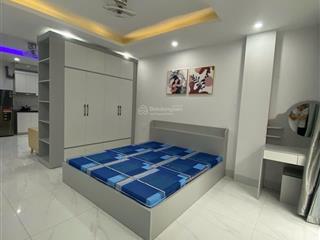 Cho thuê nhà riêng 50m2 x 5 tầng mễ trì hạ 6pn khép kín ,kd tốt, ô tô đỗ cửa dòng tiền tốt