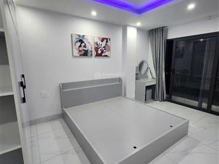 Cho thuê (nhượng) căn hộ dịch vụ số 14 ngõ 126 mễ trì hạ 50m2 x 7 tầng có thang máy,ô tô đỗ cửa